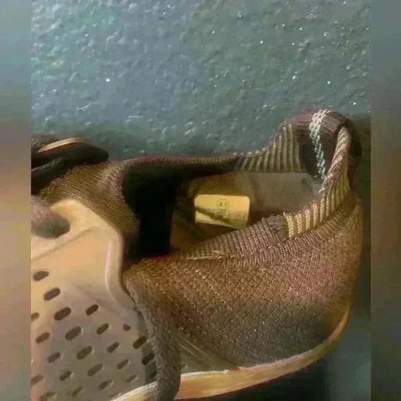 Men’s Whitin Shoes - Picture 4 of 4